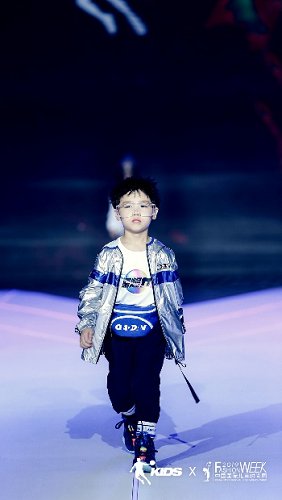 中国国际儿童时尚周开幕秀，乔丹儿童「原燥力」盛大开启